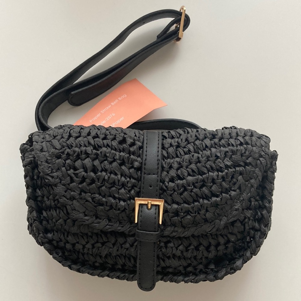 Straw fanny pack